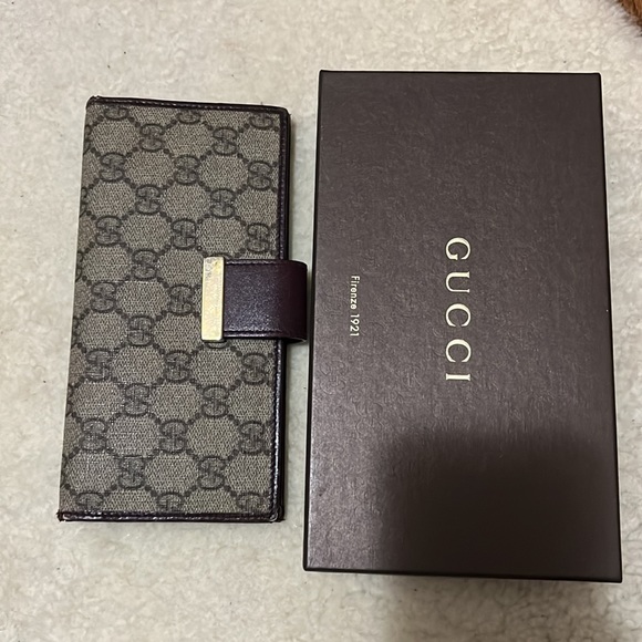 Gucci Wallet - Picture 9 of 12